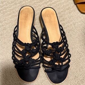 Madewell sandals black size 7 suede knotted mules